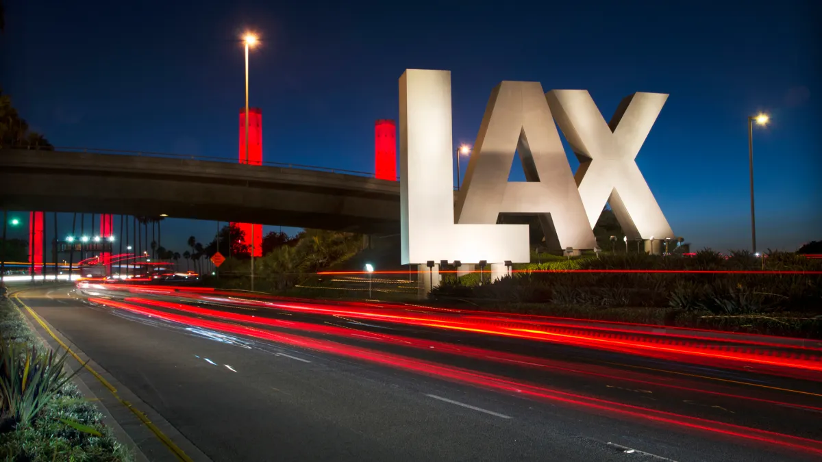 lax 2